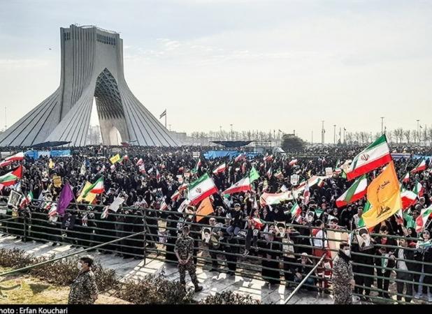 حمل و نقل عمومی آماده خدمات رسانی رایگان در روز ۲۲ بهمن