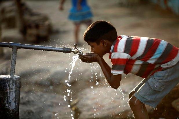 بهره مندی روستاهای کردبستان و گدارسبز بافت از آب آشامیدنی پایدار