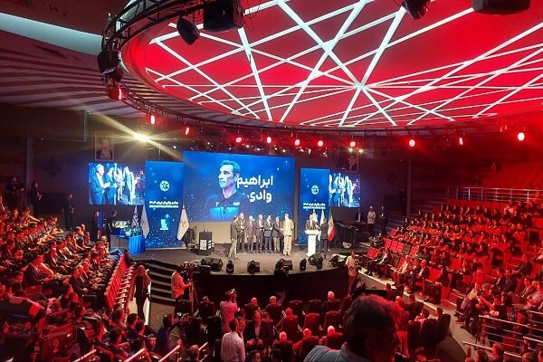 جشن والیبال ایران با حضور بزرگان ورزش و سیاست برگزار شد