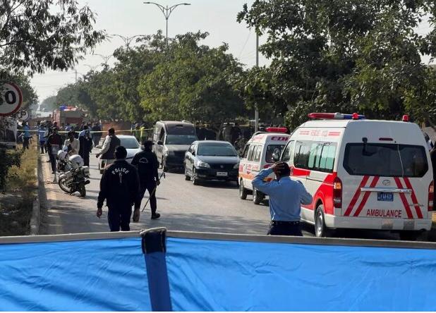 حمله انتحاری در پایتخت پاکستان؛ ۱۲ نفر کشته شدند