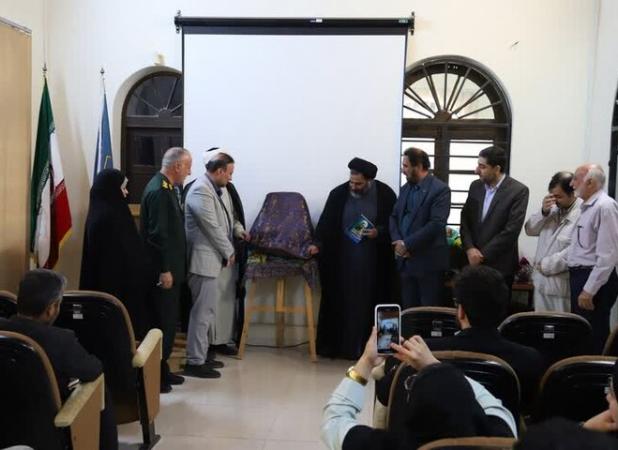 ۷ کتاب نویسنده بوشهری رونمایی شد