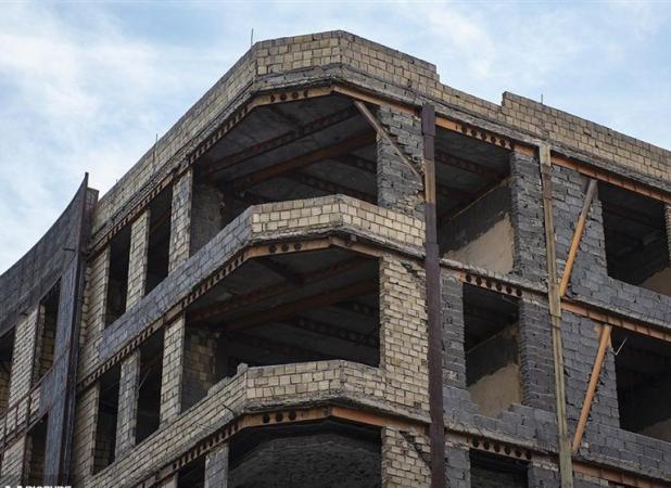 عضو شورای شهر تهران: ساختمان‌ های نیمه کاره و رها شده نیاز به اصلاح قانون دارند