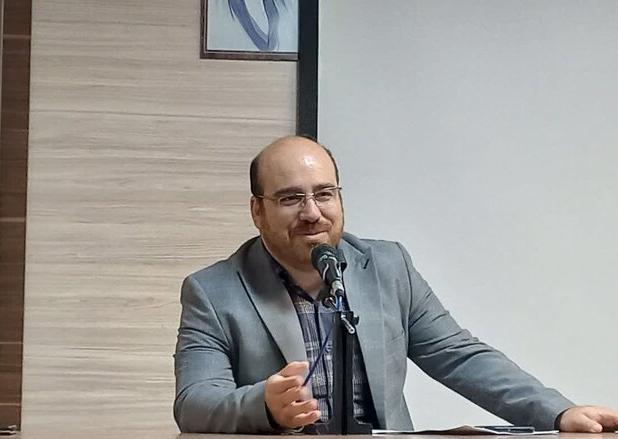 دومین دوره جایزه «روح‌الله» با رونمایی پوستر رسثمی آغاز به کار کرد