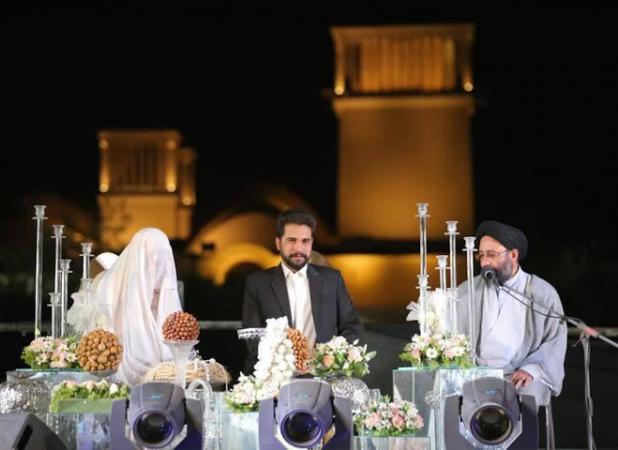 جشن ازدواج ۱۵۰ زوج جوان یزدی در باغ دولت آباد برگزار شد