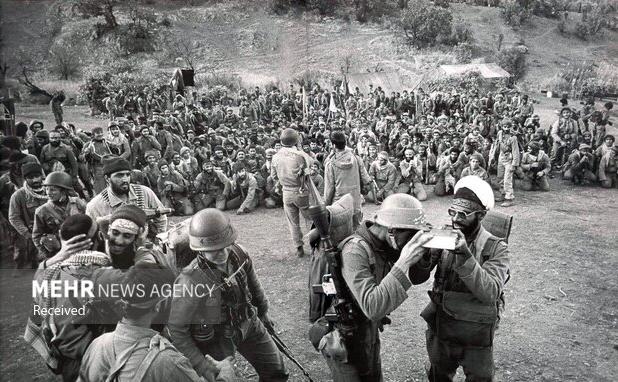 نمایش خیابانی «نیمکت» در دلفان اجرا شد