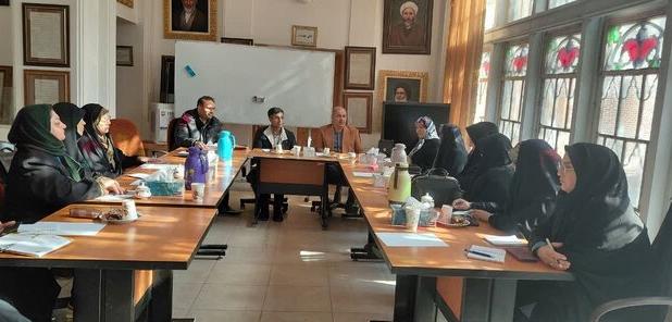 نویسنده و پژوهشگر دفاع مقدس: دوران دفاع مقدس، نماد وحدت و انسجام ملی مردم ایران بود