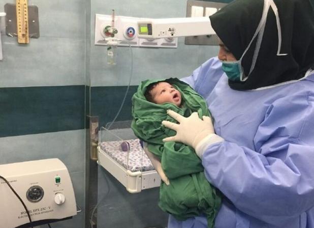 پاداش ۳۰ درصدی برای ماماها و گروه‌های بهداشتی فعال در حوزه جوانی جمعیت