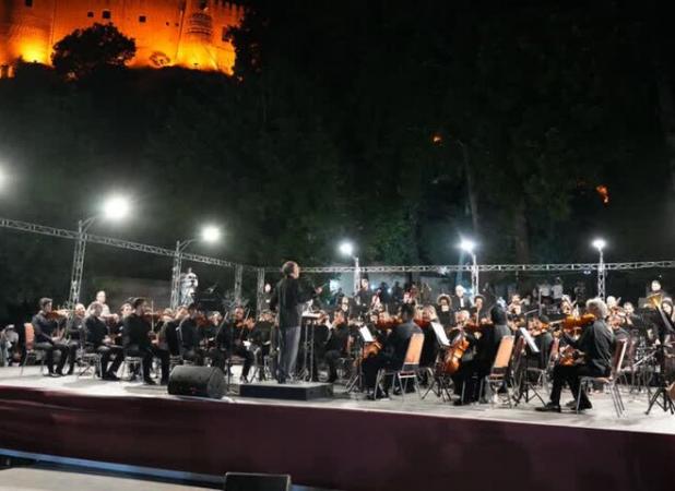 ارکسترسمفونیک تهران در «فلک‌الافلاک» نواخت