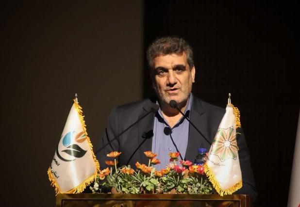 کم‌آبی و نبود نیروی کار چالش پسته‌کاران دامغانی/ کمبود نیروی کارگری در شرق استان