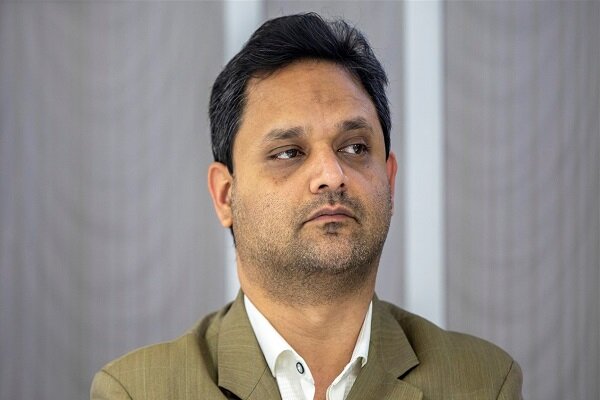 تذکر عضو شورای عالی انقلاب فرهنگی به دولت درباره افزایش کیفیت تکنولوژی