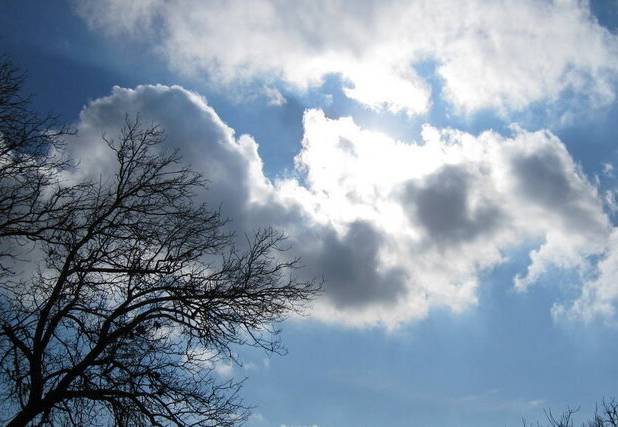 سرعت وزش باد در قم به بیش از ۷۰ کیلومتر بر ساعت می‌رسد