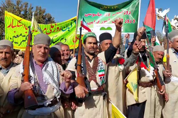 طنین شعار مرگ بر آمریکا و اسرائیل توسط عشایر غیور یاسوجی