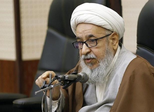 مروجی طبسی: ملت ایران در کنار رهبر انقلاب بر دل دشمن وحشت انداخته است