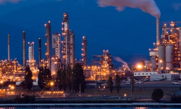 موانع اجرا و تامین مالی طرح های پالایشگاهی و پتروپالایشگاهی در کمیسیون انرژی بررسی شد