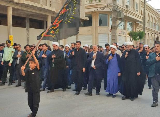 پیاده روی و اجتماع عزاداران فاطمی در عسلویه برگزار شد