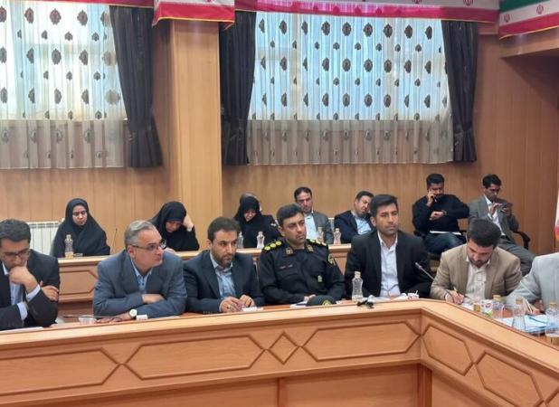 بررسی مشکلات ۲۵ واحد تولیدی در شهرستان سنقر و کلیایی