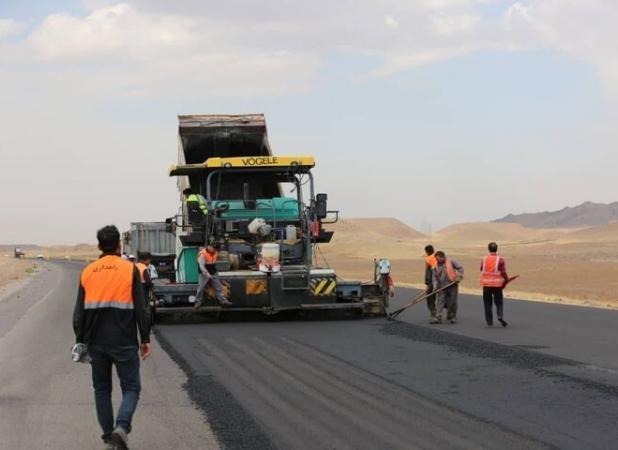 روکش آسفالت ۷ کیلومتر از محورهای روستایی شهرستان بروجن