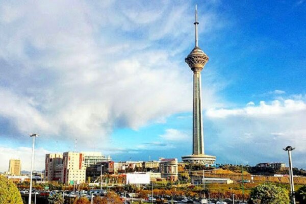 برج میلاد  ۱۴ و ۱۵ خرداد میزبان گردشگران است