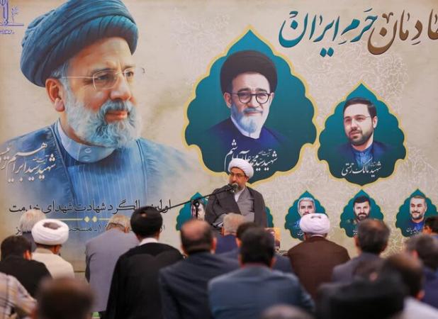 شهدا ارزشمند ترین الگوی جوانان جامعه هستند