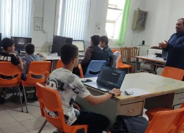 حضور ۵۰۰ دانش‌آموز دهگلان در طرح «جوانه‌های صالحین»