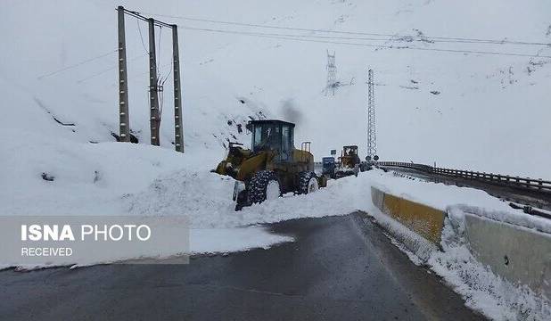 خطر ریزش سنگ و بهمن در محورهای کوهستانی البرز