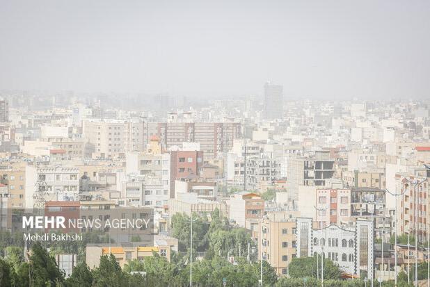 هشدار سطح نارنجی برای قم؛ وزش باد شدید و رگبار پراکنده در راه است