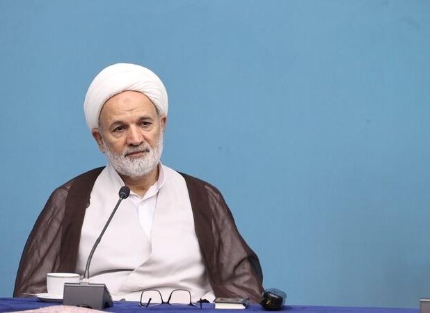 امروز ملت ایران یکپارچه پای علم ولایت و مکتب حسینی ایستاده است 