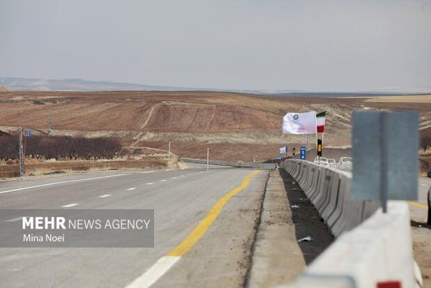 آزادراه کنارگذر غربی قم با مشارکت دولت امسال به بهره‌برداری می‌رسد