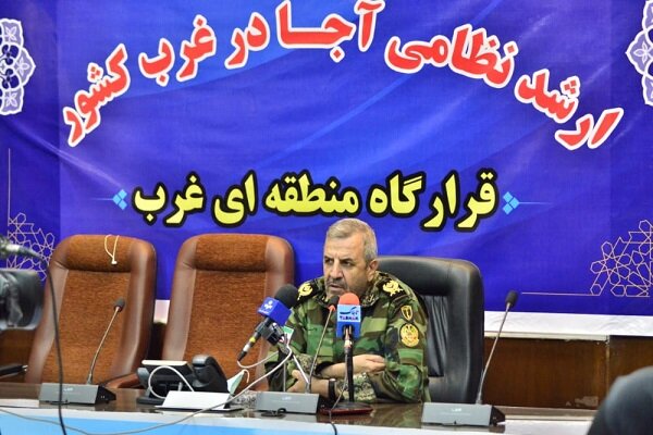 شایسته‌سالاری و ولایت‌مداری، مبنای انتصاب فرماندهان ارتش است