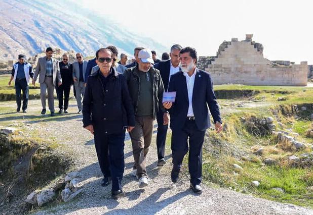 توسعه گردشگری بیشاپور باید با حفظ حریم و توجه به جوامع محلی انجام شود