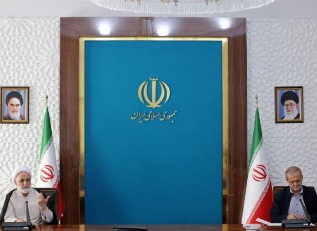 جلسه مشترک اژه‌ای و پزشکیان با اعضای مجمع کارآفرینان ایران