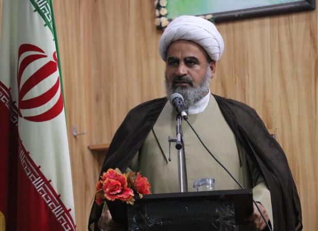 امام جمعه پارسیان: فرهنگ زیربنای اقتصاد است