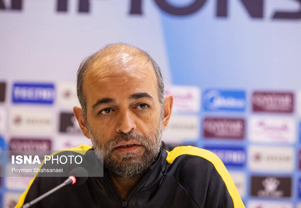 نویدکیا: با کسی شوخی ندارم / تا هستم از عسکری مراقبت می‌کنم