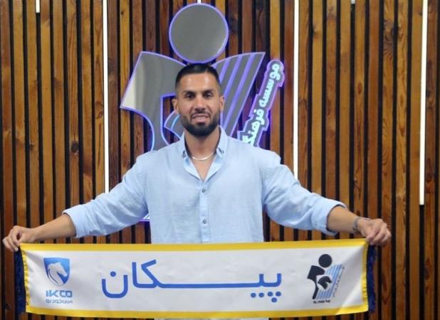 قرارداد مدافع باتجربه پیکان تمدید شد