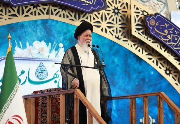 علم‌الهدی: آیا درست است که برای حفظ انسجام ملی، از دین هزینه کنیم؟