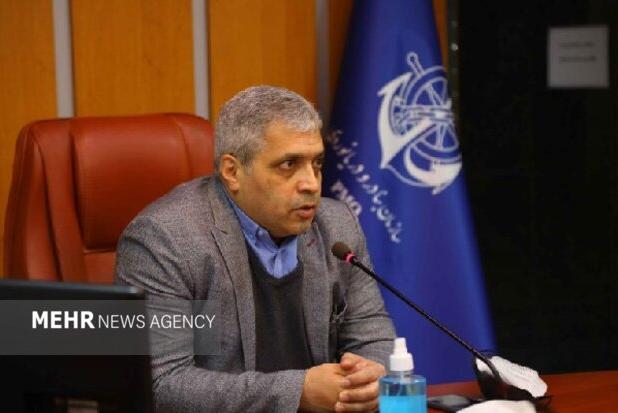 پهلودهی پانزدهمین شناور کالای اساسی در بندر شهید رجایی