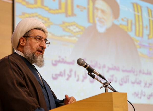 مطهری‌اصل: آیت‌الله میلانی الگویی بی‌نظیر برای حوزه‌های علمیه است