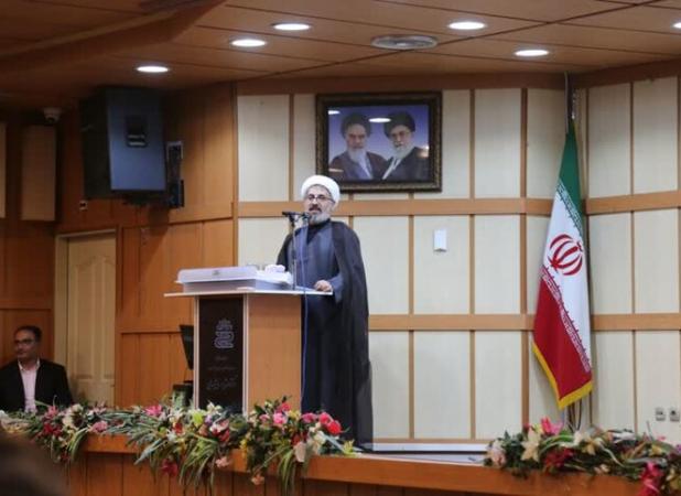 راهبرد اصلی ما باید حفظ انسجام ملی باشد