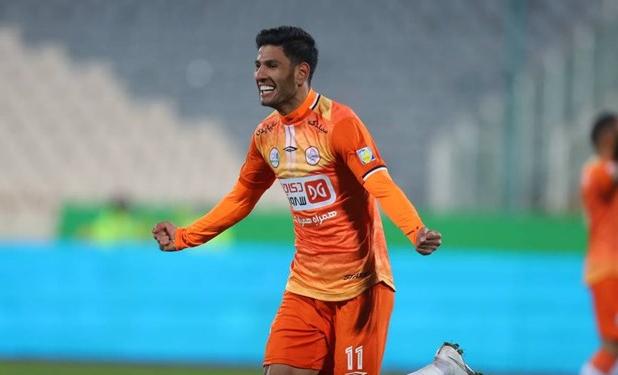 مجید علیاری شاگرد نکونام در فولاد شد +عکس