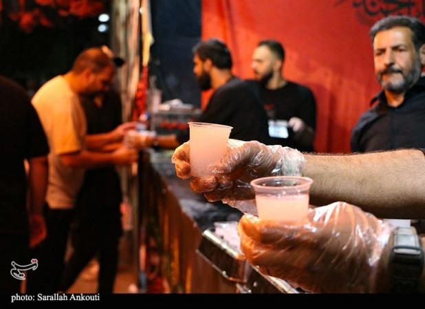 بیش از ۴ میلیون وعده ضیافت به زائران اربعین از سوی حرم امام علی(ع)