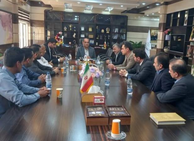دغدغه و نگرانی لنج داران و ملوانان شهرستان عسلویه رفع شود