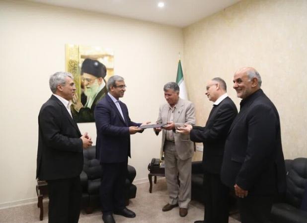 امضای تفاهمنامه همکاری میان استانداری خراسان رضوی و انجمن مفاخر فرهنگی