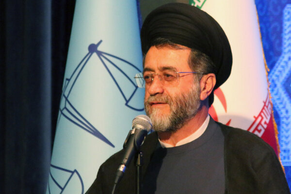 رجایی نسب: برخورد با متخلفان بازار فارس تشدید می‌شود