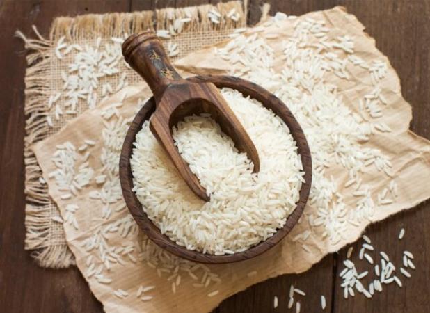 قیمت برنج ایرانی در بازار مشهد از ۲۰۰ هزارتومان به بالاست