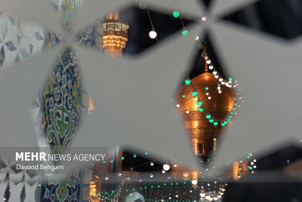 شام ولادت رسول الله(ص) در حرم مطهر امام رضا(ع)