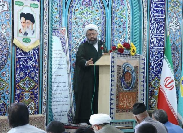 امام‌جمعه شهر سگزاباد: اولویت دولت باید معیشت مردم باشد