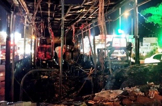 اسکندری: راننده اتوبوس درون شهری جان ۳۰ مسافر در تربت جام را نجات داد