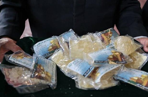 توزیع بیش از ۲ میلیون بسته متبرک نمک، برنج و نبات در دهه کرامت