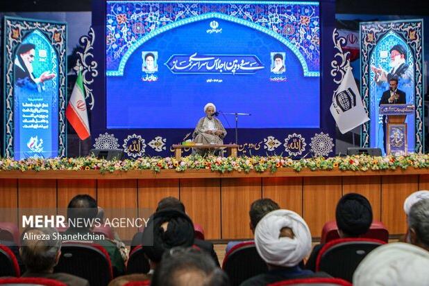 تصاویری از سی و دومین اجلاسیه نماز در گیلان