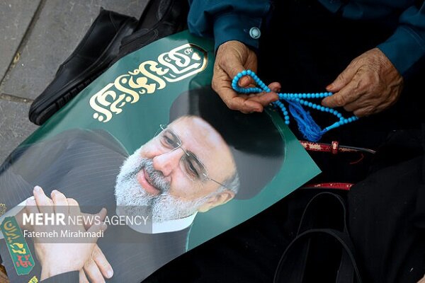 علمدار خدمت؛ عنوانی که شایسته شهید رئیسی است
